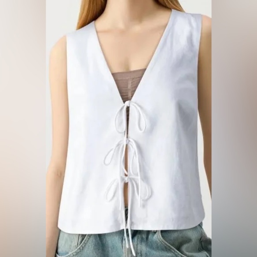 Abercrombie & Fitch Linen Front Tie Top